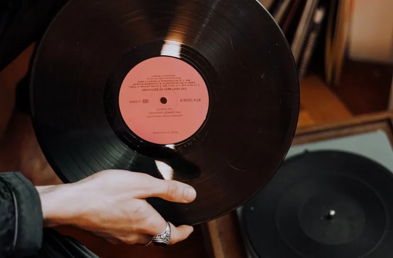 Taylor Swift y Billie Eilish luchan por el trono del mercado del vinilo