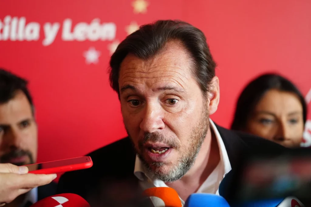 Europapress 5934547 Ministro Transportes Movilidad Sostenible Oscar Puente Realiza