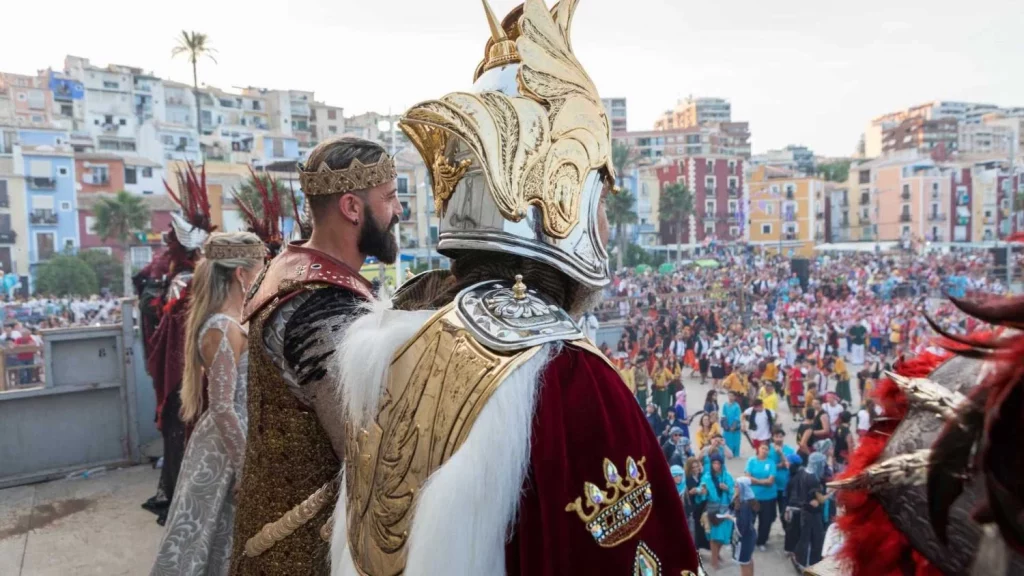 Eventos Y Festivales: Sumérgete En La Tradición De Moros Y Cristianos En Villajoyosa
