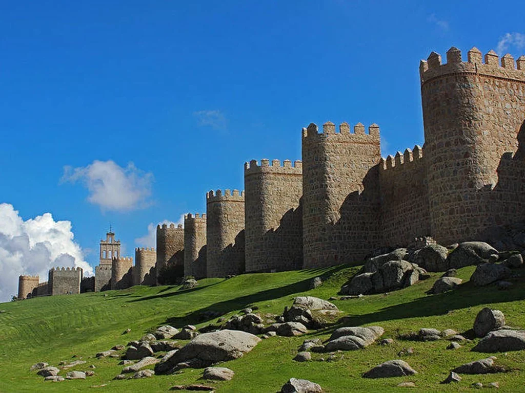 Explorando La Muralla Y Los Monumentos Emblemáticos