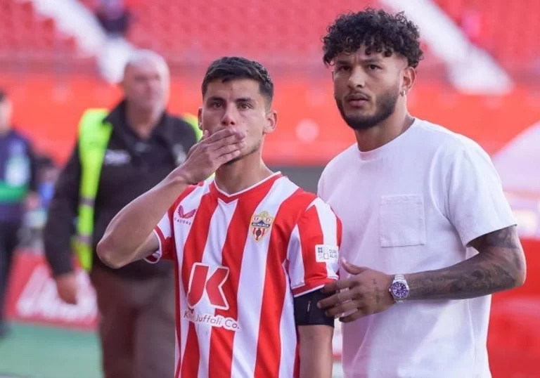 Luis Suárez y Robertone: el plan del Almería para ascender por la vía rápida