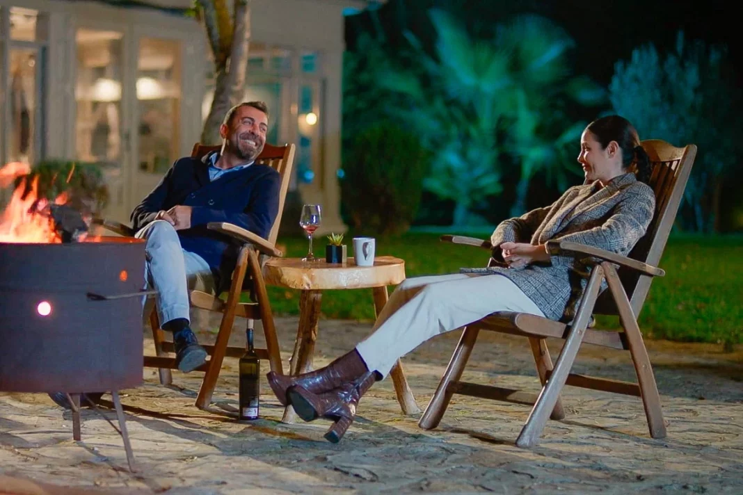 'Hermanos': Akif se harta y se carga su relación amorosa de esta manera