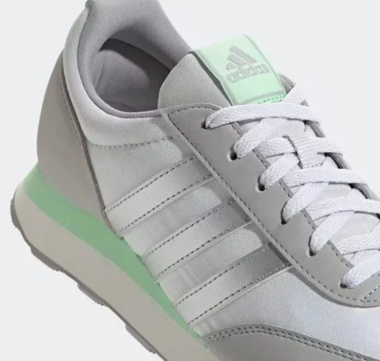 Decathlon se pasa el juego con las mejores zapatillas de Adidas rebajadas a mitad de precio