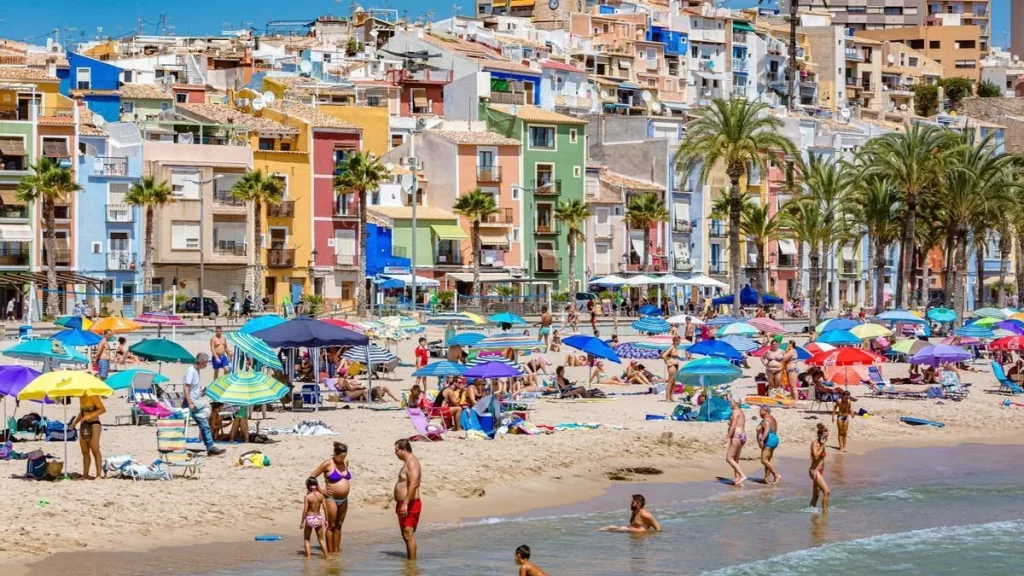 Playas De Ensueño: Descubre Los Tesoros Costeros De Villajoyosa