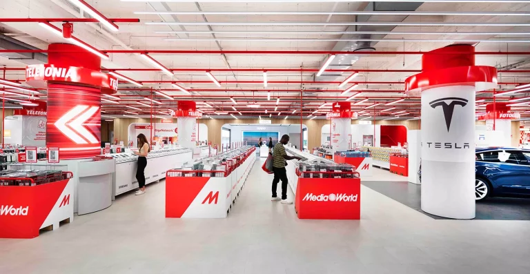 Comprar una PS5 barata es muy fácil con la liquidación de MediaMarkt en consolas y videojuegos