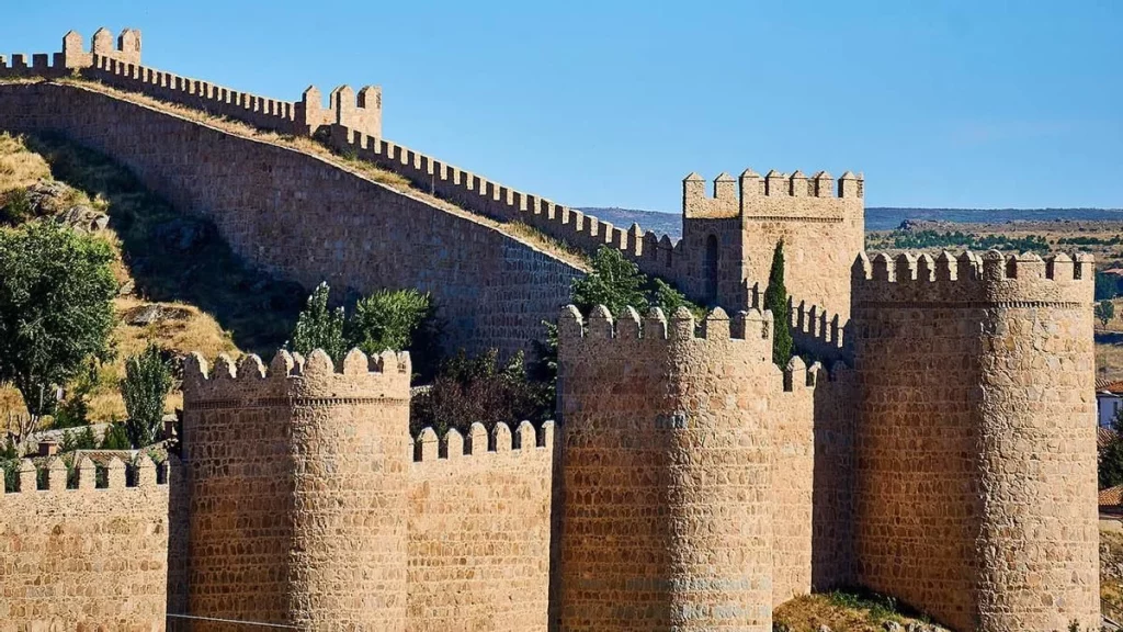 Recorrido Por La Muralla: Una Aventura Histórica
