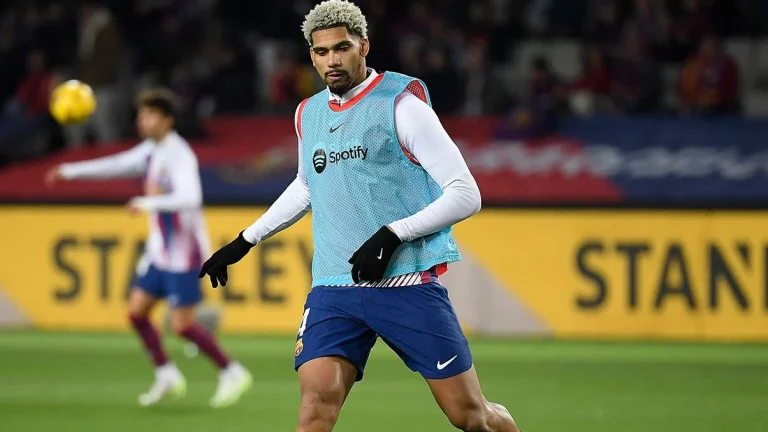 La primera oferta formal por Ronald Araújo es de risa