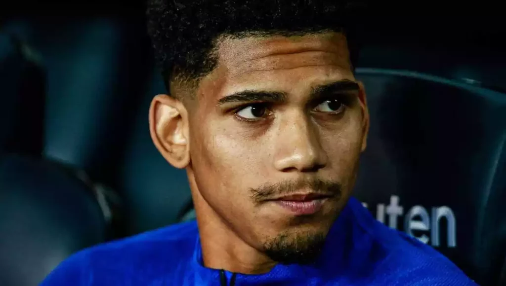 El Agente De Ronald Araújo Toma La Palabra Sin Miramientos 98 Ronald Araujo