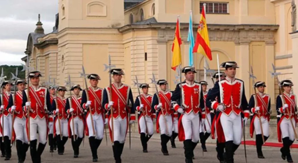 El Suceso De La Reina Letizia, Una Peluca Y La Foto Que Le Obligó A Borrar A Una Señora