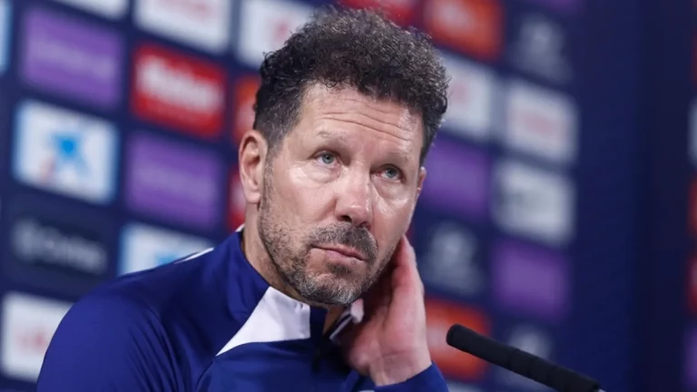 Simeone sitúa al Atlético tras un delantero de Las Palmas
