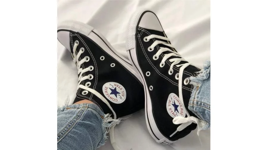 Skechers reta a Converse con unas botas de cuña de imitación pero más cómodas