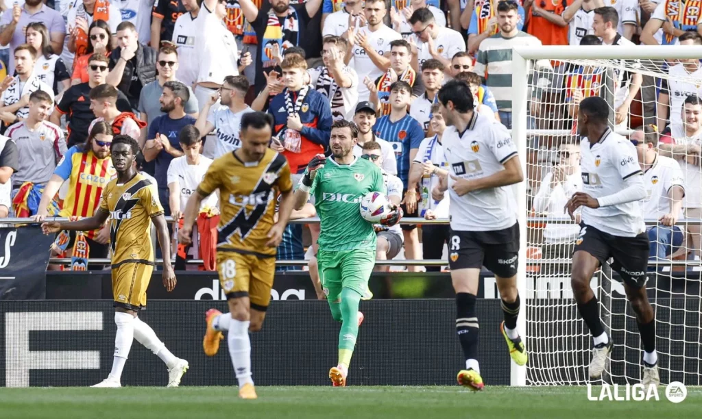 Dimitrievski Mamardashvili Valencia Cf