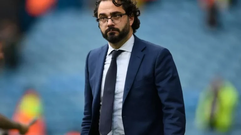 Víctor Orta explica el mecardo del Sevilla FC