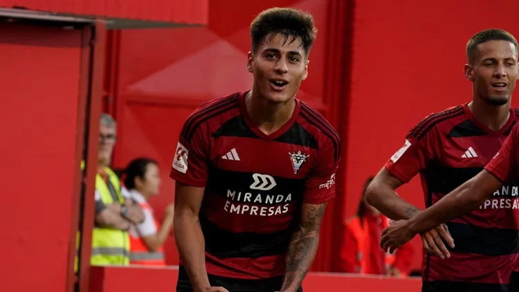 Carlos Martín Atlético Rayo Camello