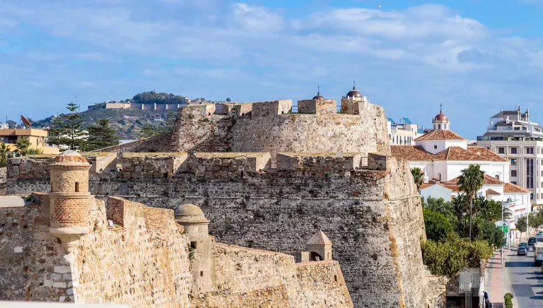 Descubre Ceuta, la única ciudad de Europa que limita con el continente africano