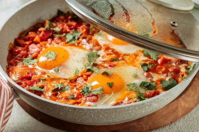 La Receta Secreta De Huevos Turcos, Un Desayuno O Tentempié Original Y Riquísimo