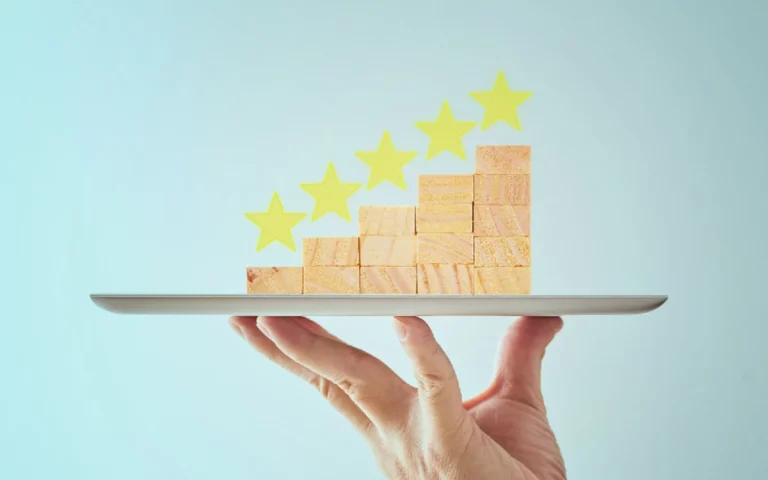 La importancia de buscar opiniones antes de contratar a una empresa