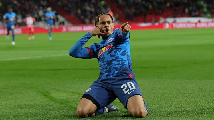 Xavi Simons Deco
