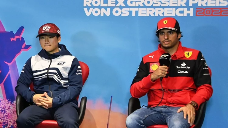 Aparece Otro Obstáculo Entre Carlos Sainz Y Red Bull 1 Yuki Tsunoda Carlos Sainz Red Bull