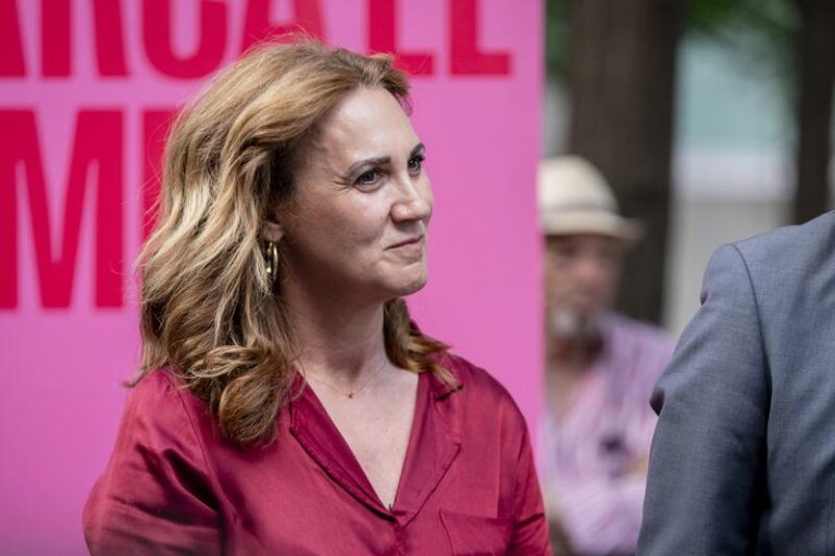 Sumar ver «absurda» la propuesta de Feijóo sobre migración