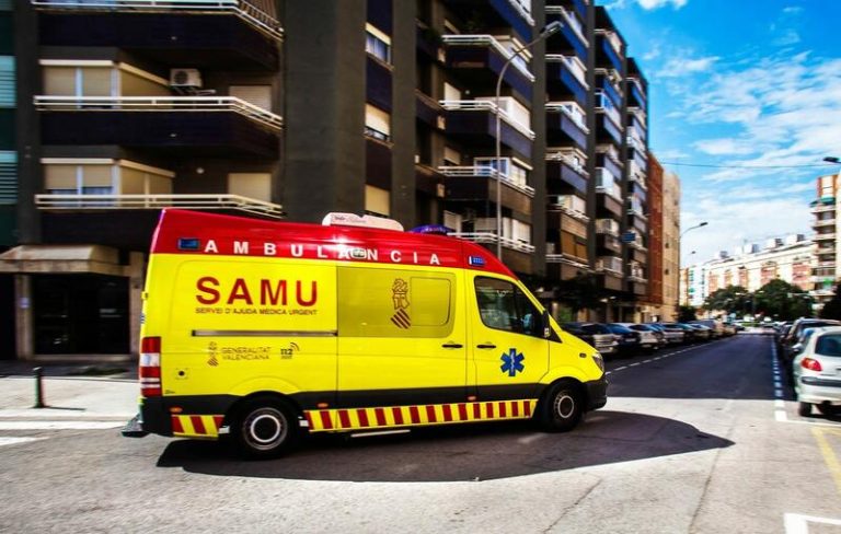 Muere joven tras ser aplastado por un coche en San Antonio de Requena