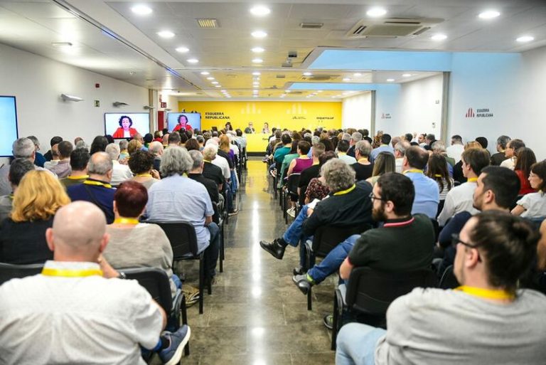 ERC aprueba el reglamento para consultar un eventual acuerdo de investidura