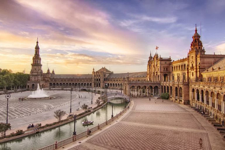3 Libros Ambientados En Sevilla Que No Puedes Dejar De Leer Este Verano