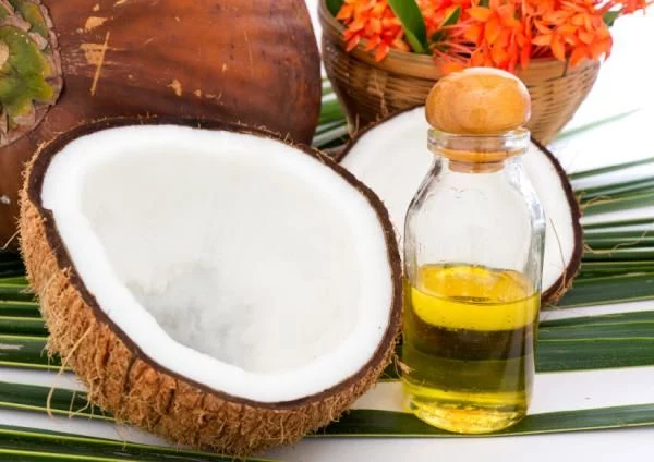 Aceite de coco: hidratación y protección