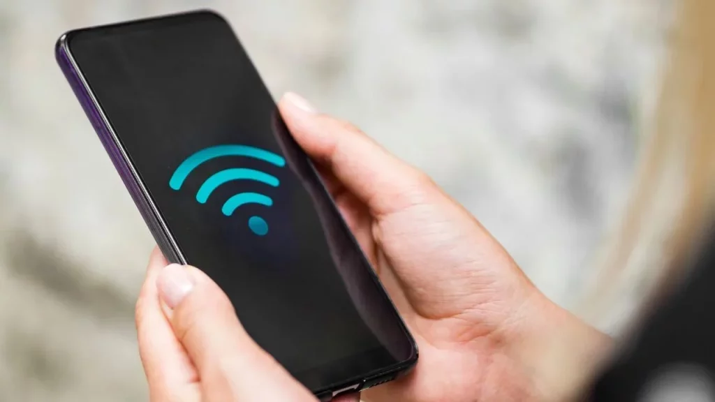 El Desconocido Riesgo Al Salir De Casa Con El Wifi Activado