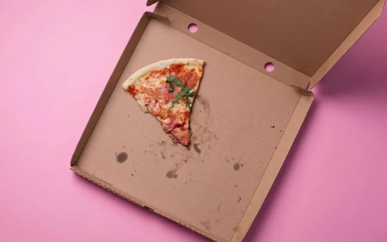 Este es el uso más random que puedes darle a la caja de pizza y que no sabías