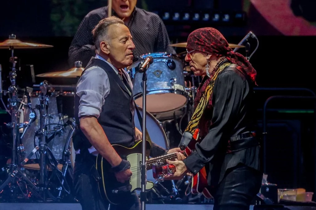 Bruce Springsteen Conquista Madrid En Un Concierto Inolvidable Sin &Quot;Someter&Quot; Al Alcalde De La Ciudad 1 Europapress 6028876 Cantante Bruce Springsteen Actuacion Estadio Civitas Metropolitano 12 Junio