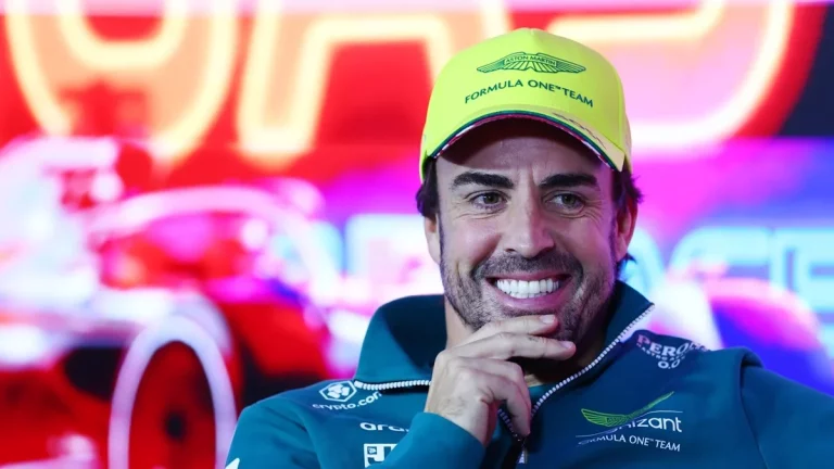 Fernando Alonso se hace de oro con el nuevo patrocinador de Aston Martin