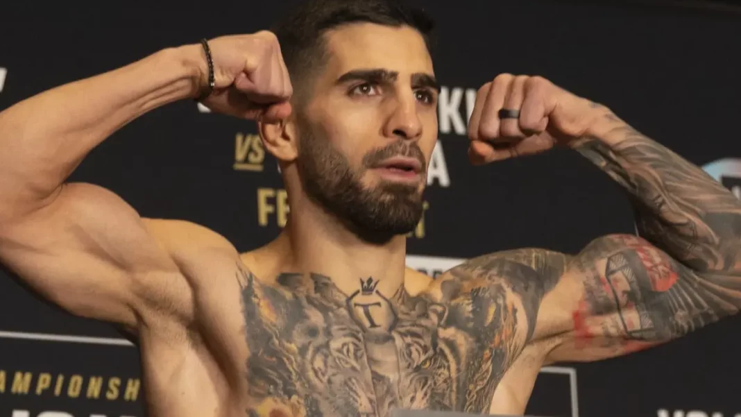 Topuria muy descontento con la UFC tras machacar a Holloway