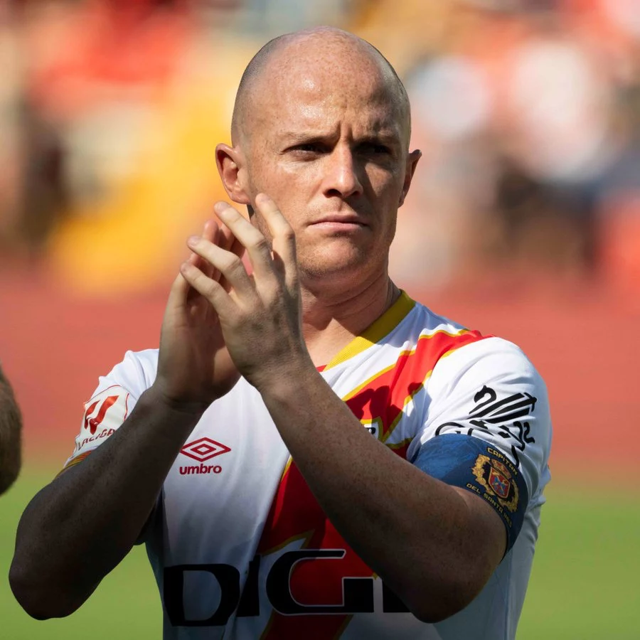 Isi Palazón Hace Temblar Al Rayo A Escasos Días De Empezar Laliga 1 Isi Palazón