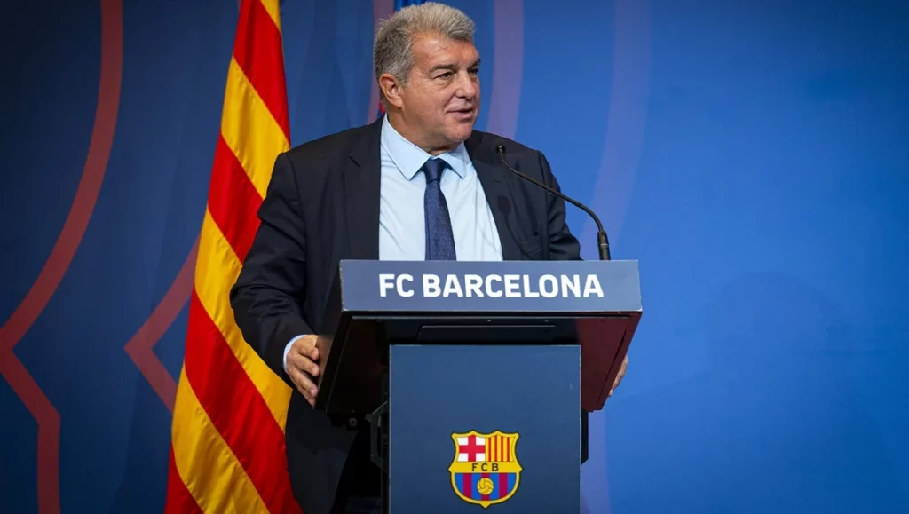 La Próxima Palanca De Laporta En El Fc Barcelona Lleva La Firma De Florentino