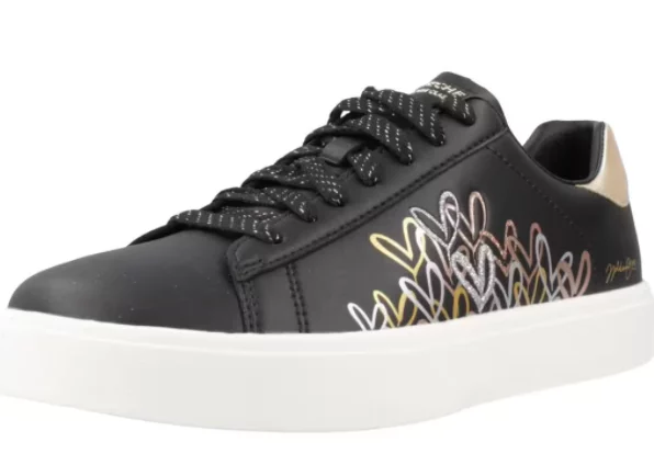 Decathlon tienes las Skechers perfectas para lucir tus vestidos esta temporada
