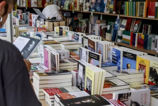 Los Mejores Libros Y Los Más Vendidos Que Puedes Encontrar La Feria Del Libro De Madrid 2024