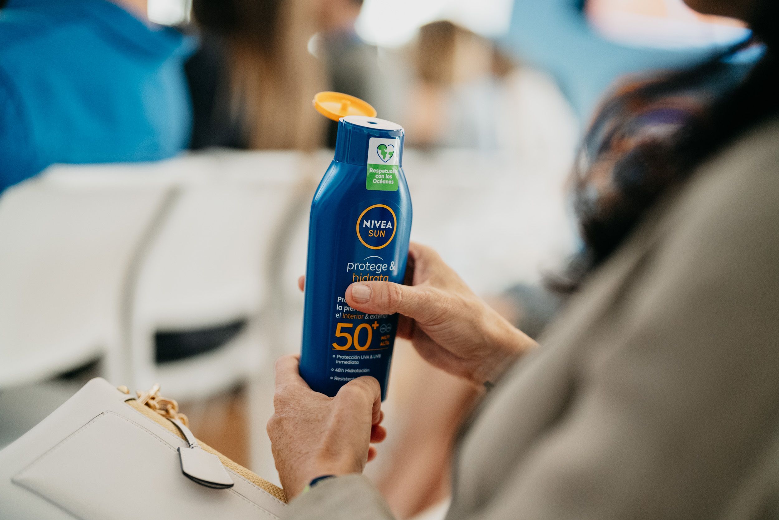 El 96% de los españoles considera indispensable proteger la piel del sol, según un estudio de NIVEA SUN 1 YUN01318