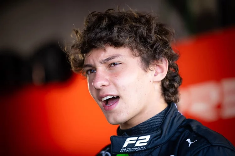 Toto Wolff Explica La Realidad Del Fichaje De Carlos Sainz Por Mercedes 1 Antonelli Toto Wolff Carlos Sainz Mercedes