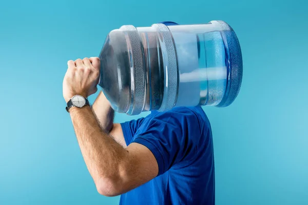 Este es el sorprendente truco para cambiar una garrafa de agua sin hacer mucho esfuerzo