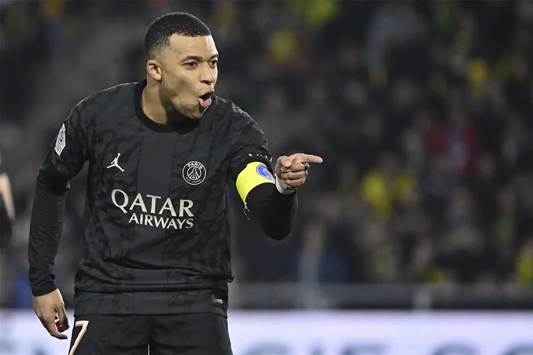 Mbappe Real Madrid Camiseta Floorenttino Pérez