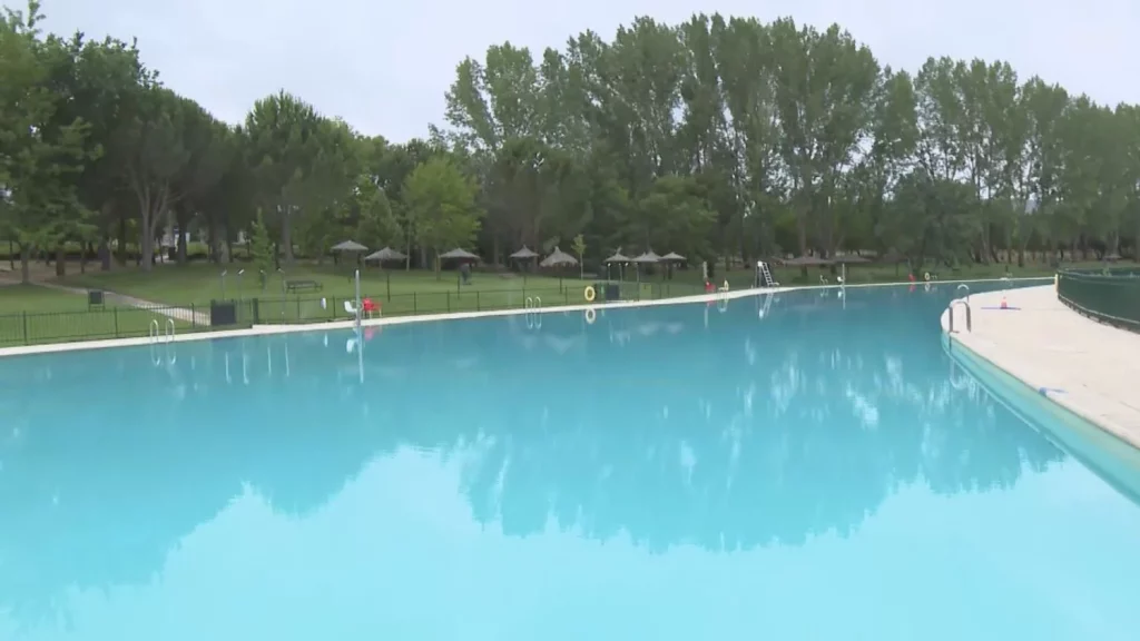 Piscina 1