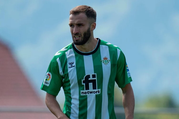 River Plate Pezzella Betis