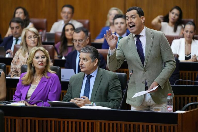 Moreno arremete contra Vox por su disparate sobre los menores migrantes: «Nunca participaré en esa cacería»