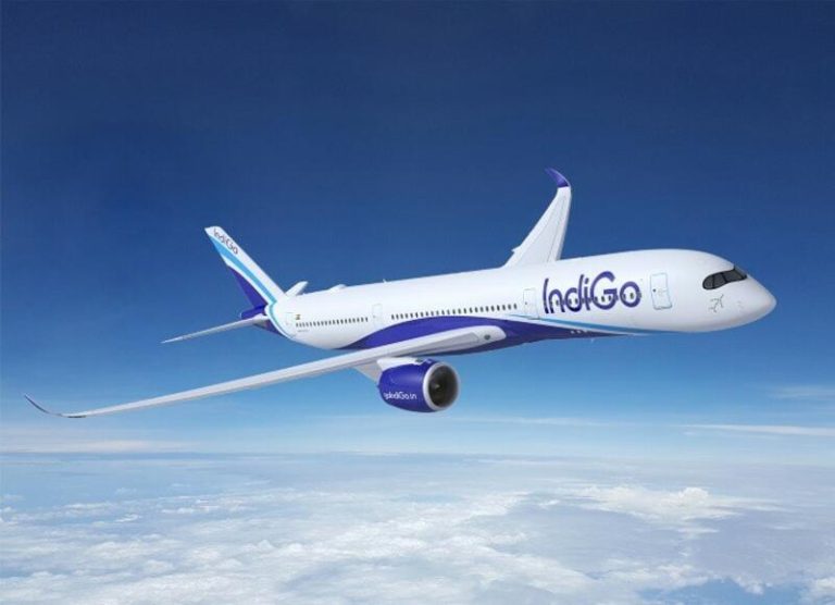 IndiGo sufre un golpe en sus resultados del primer trimestre, con una caída del 6% afectada por el alto coste del combustible