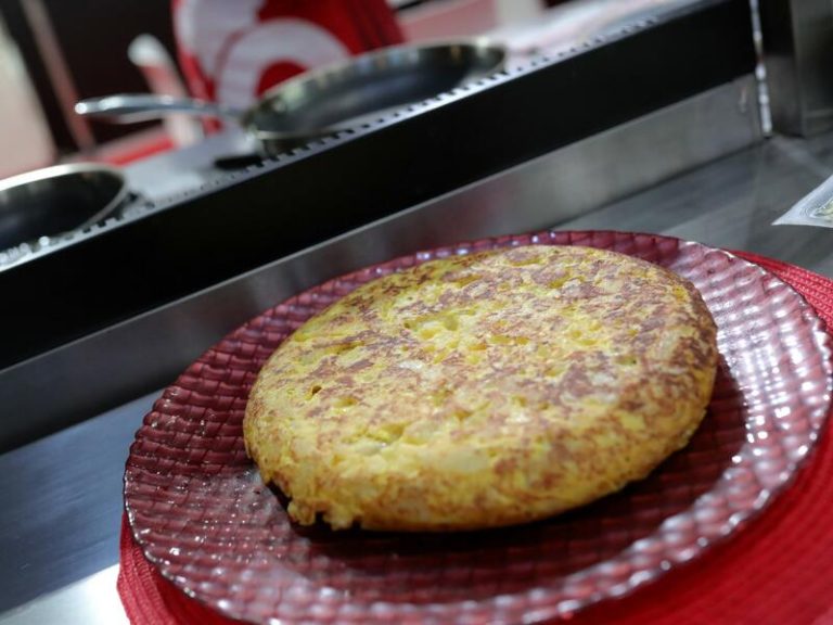 Brote de salmonela en un restaurante de Barcelona: 29 comensales afectados