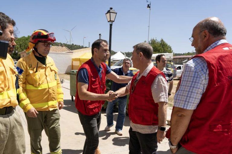 Los valientes bomberos de Valverdejo reciben el reconocimiento de Page
