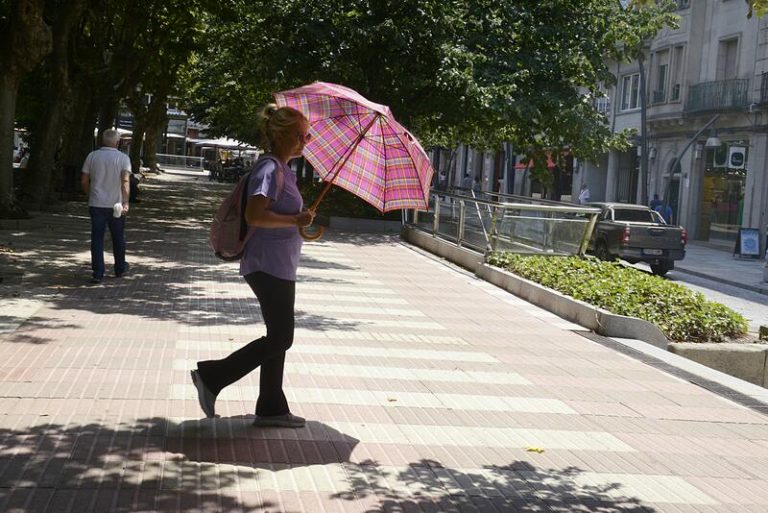 Julio se despide con el pico de la tercera ola de calor del verano y agosto empieza con tormentas