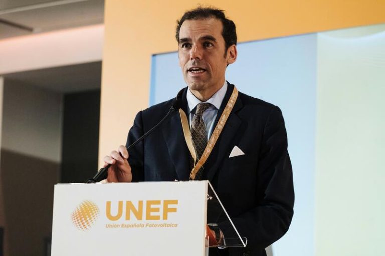 La UNEF asegura que los proyectos fotovoltaicos aprobados impulsan el cumplimiento del PNIEC