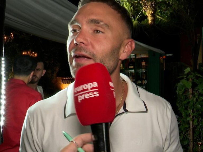 Cristian Suescun presume de su relación con Dakota Tárraga: «Es muy guapa, menuda morena me llevo»